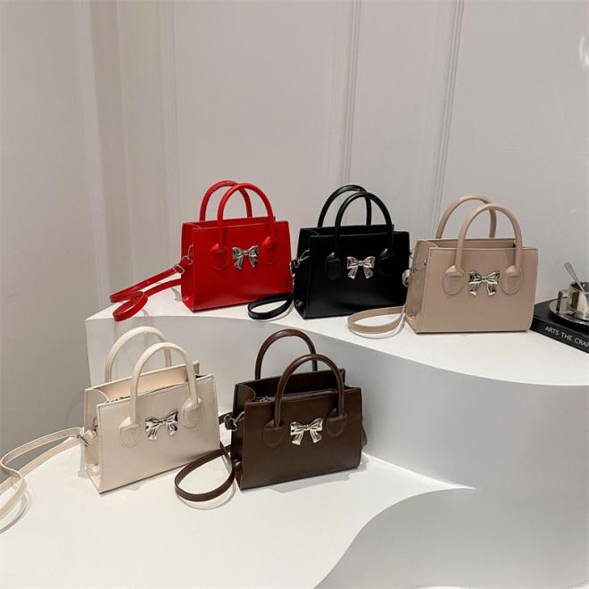 Sac Antigona Lock Mini En Cuir Box  | Femme Sacs Mini & Micro Antigona Antigona